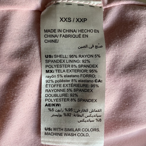 White House Black Market Pink Top - Picture 5 of 5